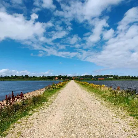 Enchanting Hideaway In Henne Town-by Traum Ferienhaus
